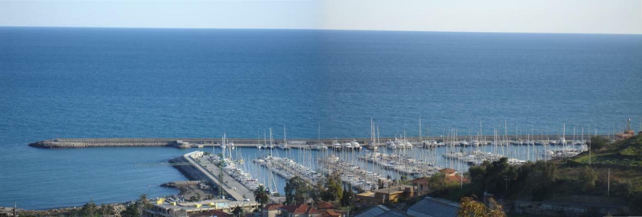 Villa Del Mare Ligure Elvezia Santo Stefano al Mare Eksteriør bilde